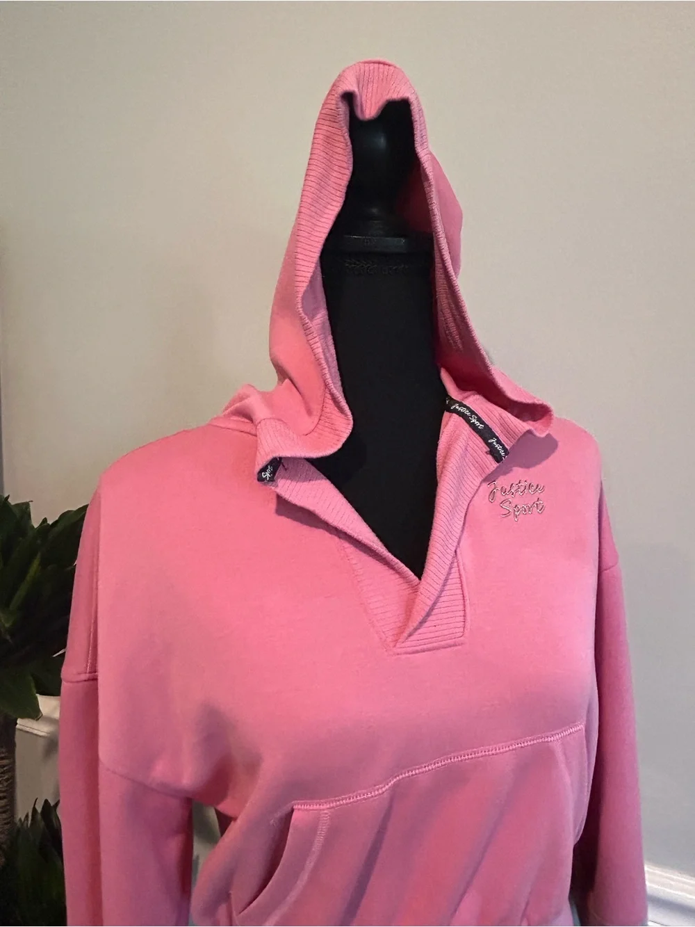 Girls Justice Pink Cropped Pullover Hoodie Size Small (7/8)